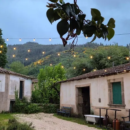 לינה וארוחת בוקר Terra *